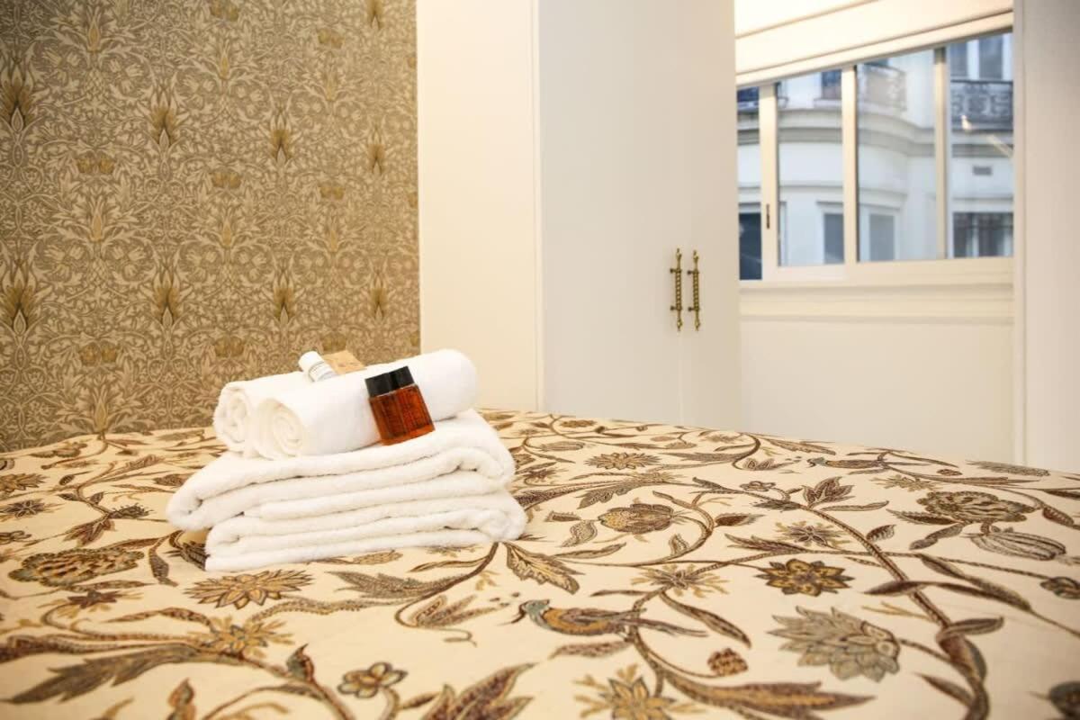 Magnifique Appartement Familial Grand Boulevard-4P - Flat-Guest Париж Экстерьер фото